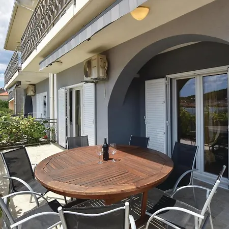 Kneza Trpimira I 別荘