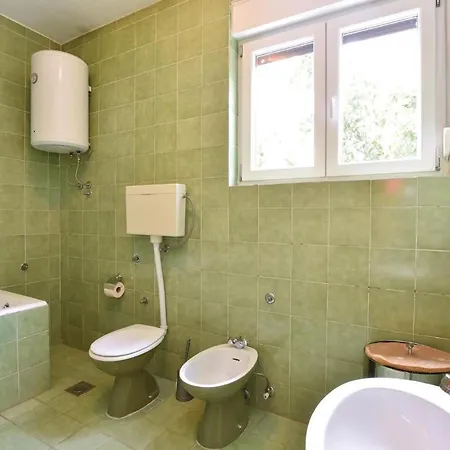 Kneza Trpimira I * トロギール