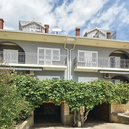 Kneza Trpimira I トロギール